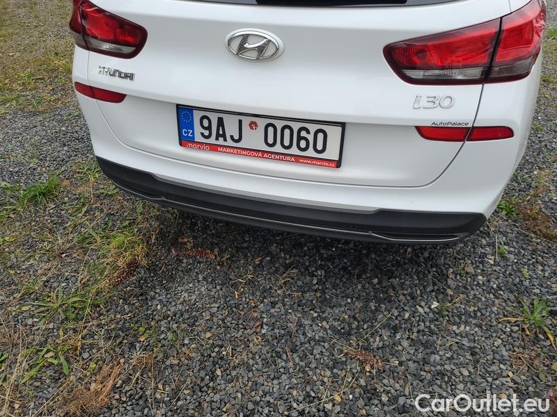  Hyundai  i30  (PD)(01.2017  ->)  kom.1.5T-GDI Smart 5d #22
