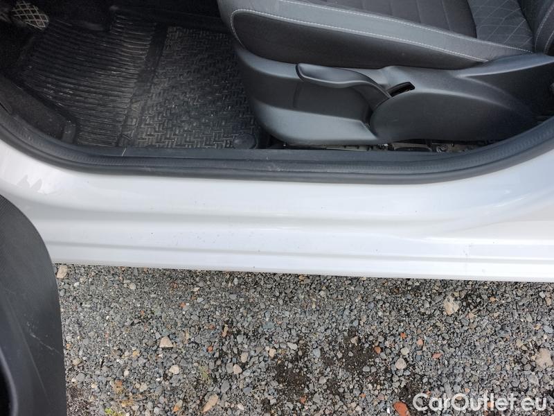  Skoda  Fabia  Combi (2015) Com.1.0TSI 70 Ambition 5d #7