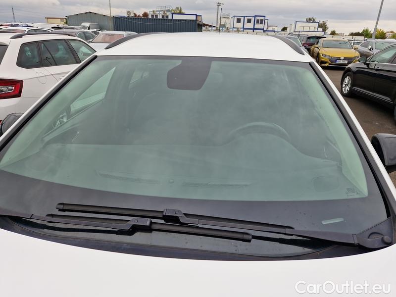  Opel  Astra  K Sports Tourer (2015) ST 1.5CDTi 77 Edition 5d #1