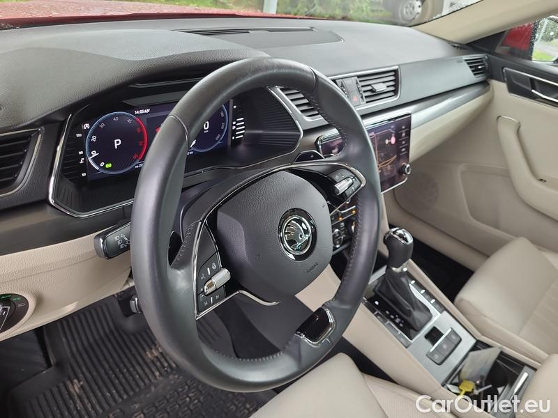  Skoda  Superb  Combi (3T5)(2010) Su.C.2.0TDI 147 4x4 Style Aut #6