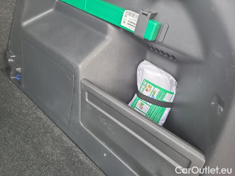  Skoda  Fabia  Combi (2015)  Com.1.0TSI 70 Ambition #15