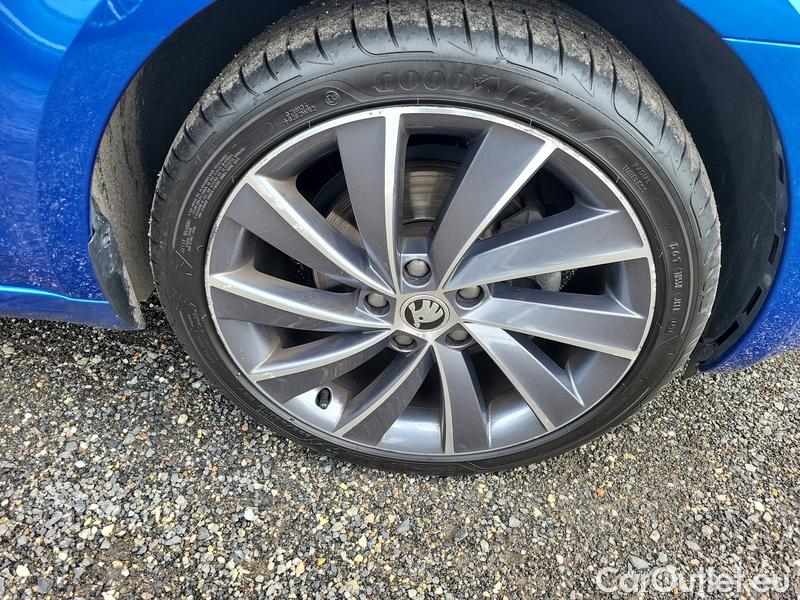  Skoda  Octavia  Combi  (5E5)(03.2017->) Co1.5TSI 110 L&K AT #7