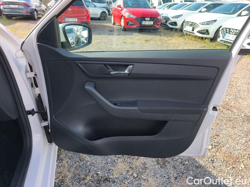  Skoda  Fabia  Combi (2015) Com.1.0TSI 70 Ambition 5d #23