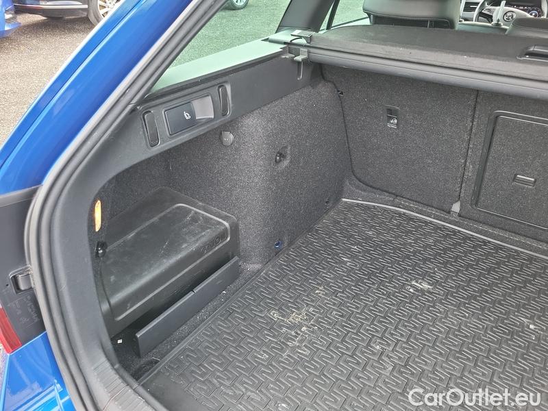  Skoda  Octavia  Combi  (5E5)(03.2017->) Co1.5TSI 110 L&K AT #26