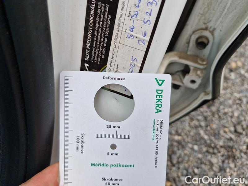  KIA  Niro  (2022)  1.6GDI HEV Style AT 5d #12