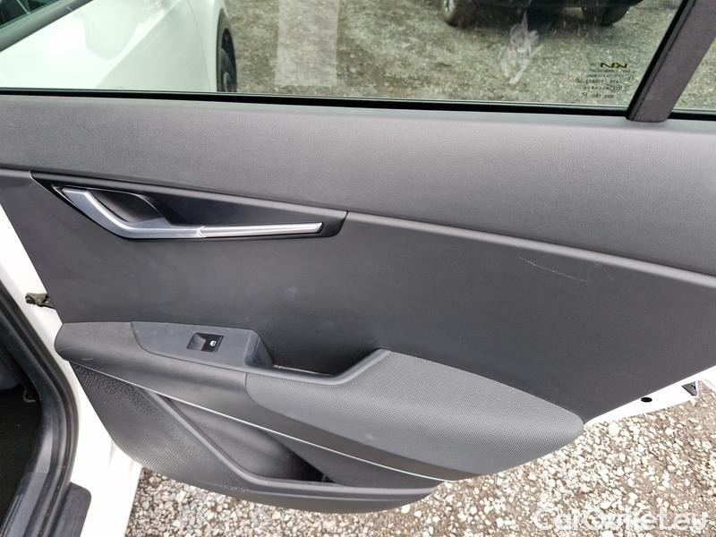  KIA  Niro  (2022)  1.6GDI HEV Style AT 5d #27