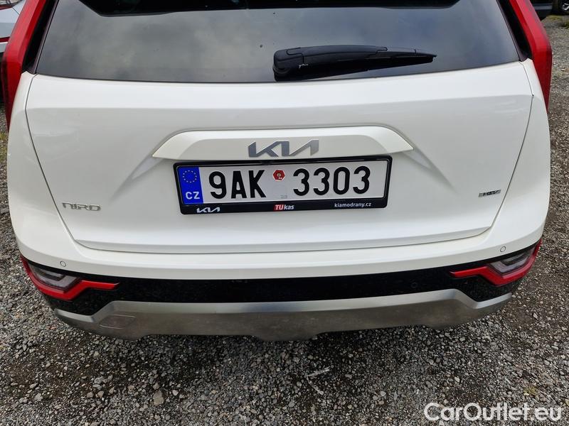  KIA  Niro  (2022)  1.6GDI HEV Style AT 5d #17