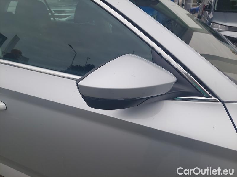  Skoda  Superb  Combi (3V5)(2015) Sup.C.FL2.0TDI 110 Ambition AT #19