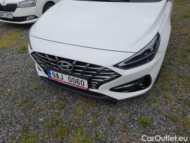  Hyundai  i30  (PD)(01.2017  ->)  kom.1.5T-GDI Smart 5d #14
