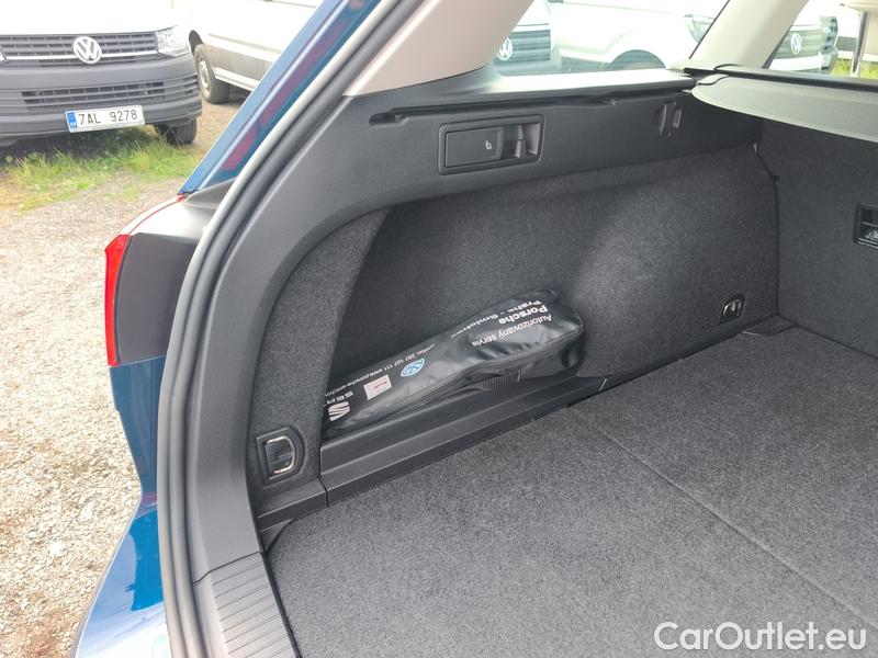  Volkswagen  Passat  Variant (CB5) (2019) Pas.Var.2.0TDI 110 Elegance AT #19