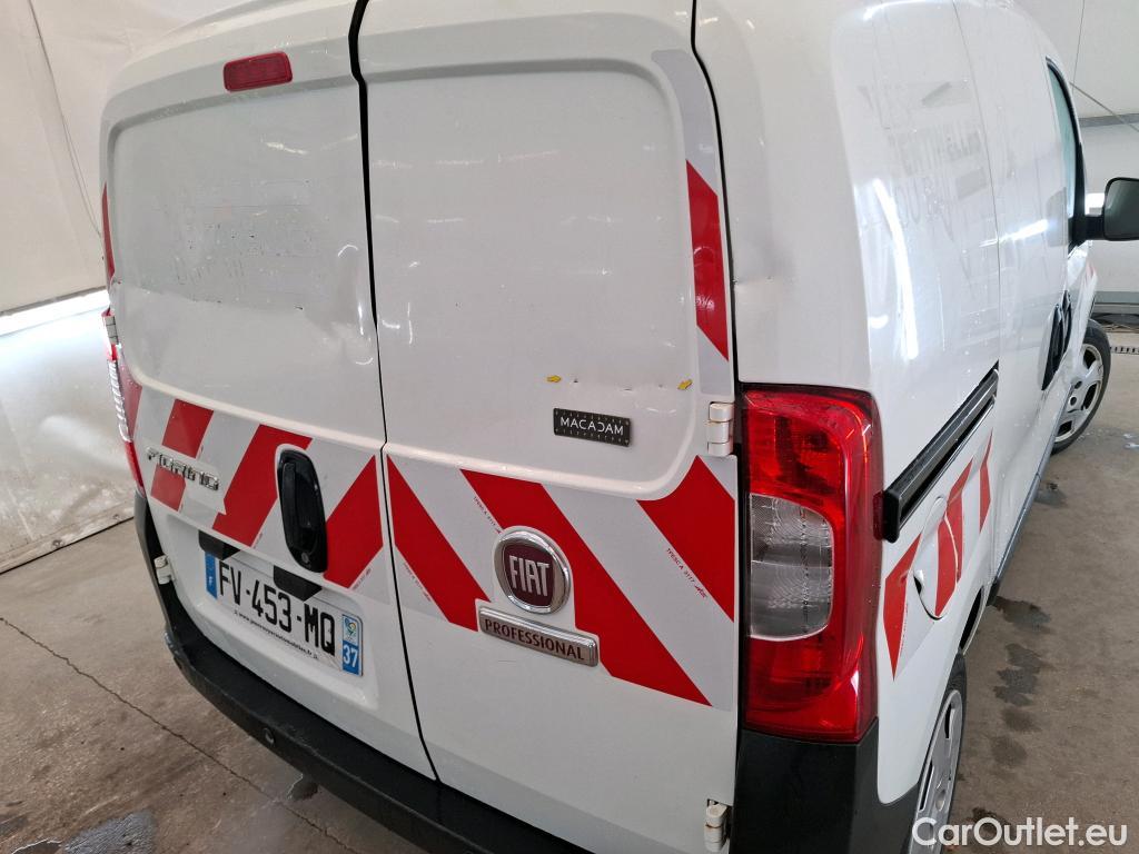  Fiat  Fiorino FIAT  / 2016 / 4P / Fourgonnette 1.3 Multijet 95 Pro Lounge #7