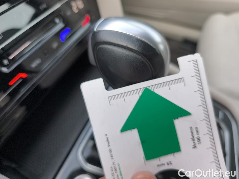  Volkswagen  Passat  Variant (CB5) (2019) Pas.Var.2.0TDI 110 Elegance AT #10