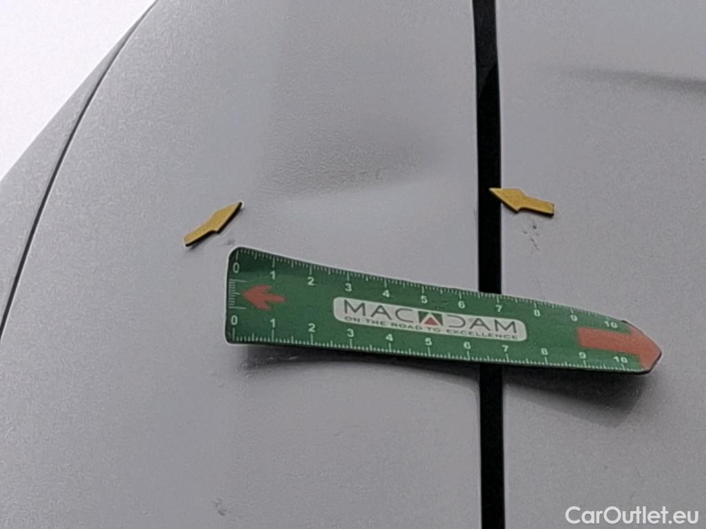  Mercedes  Sprinter MERCEDES-BENZ  / 2018 / 4P / Fourgon tôlé 317 FG 37 3,5t PRO Prop Léger #21