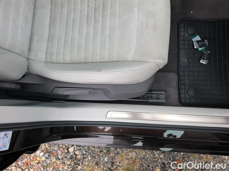  Volkswagen  Passat  Variant (CB5) (2019) Pas.Var.2.0TDI 140 Elegance AT #42