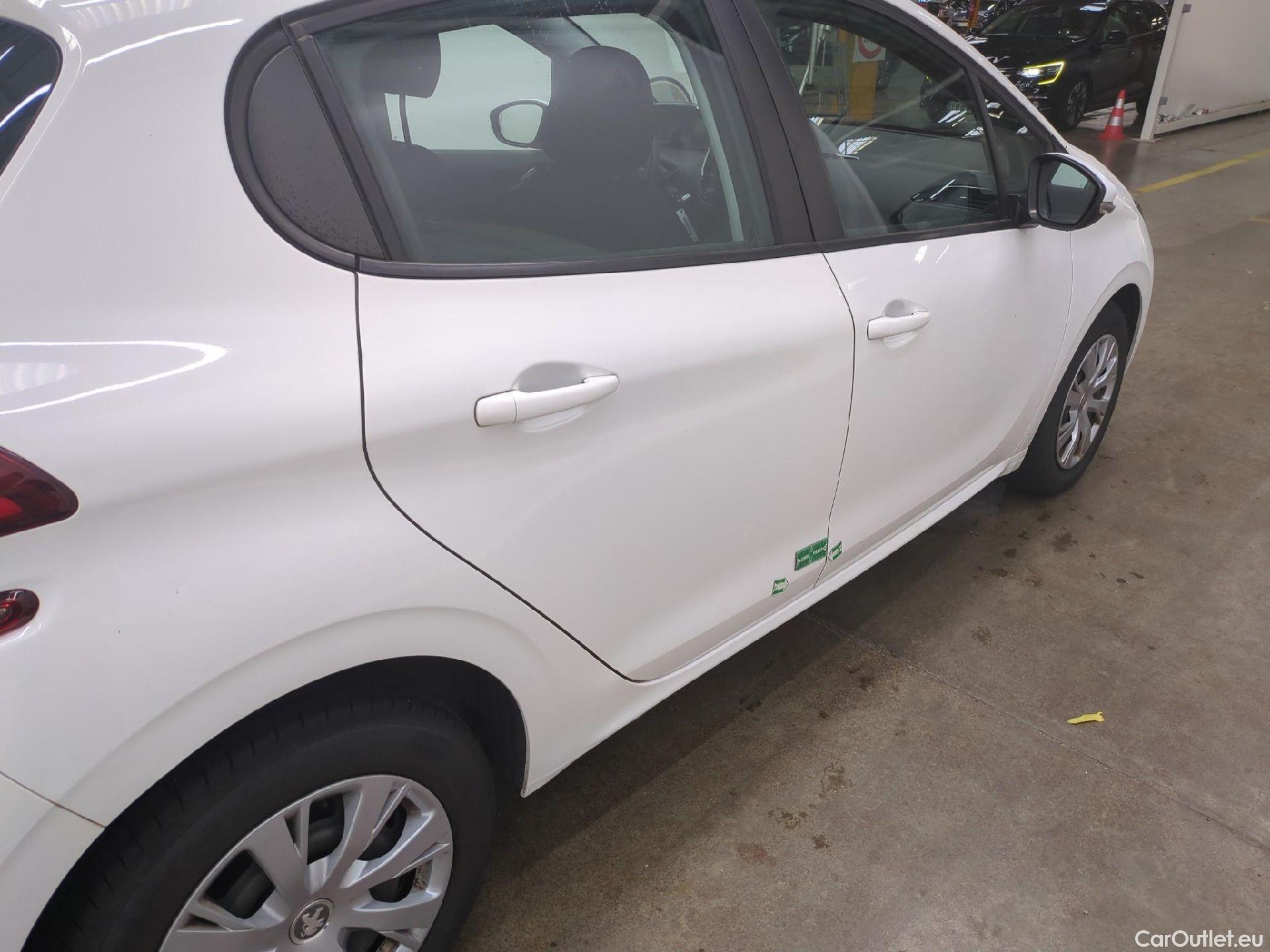  Peugeot  208 PEUGEOT  Affaire VU 5p Berline BlueHDi 100 ¤6.c S&S PREMIUM PACK #34