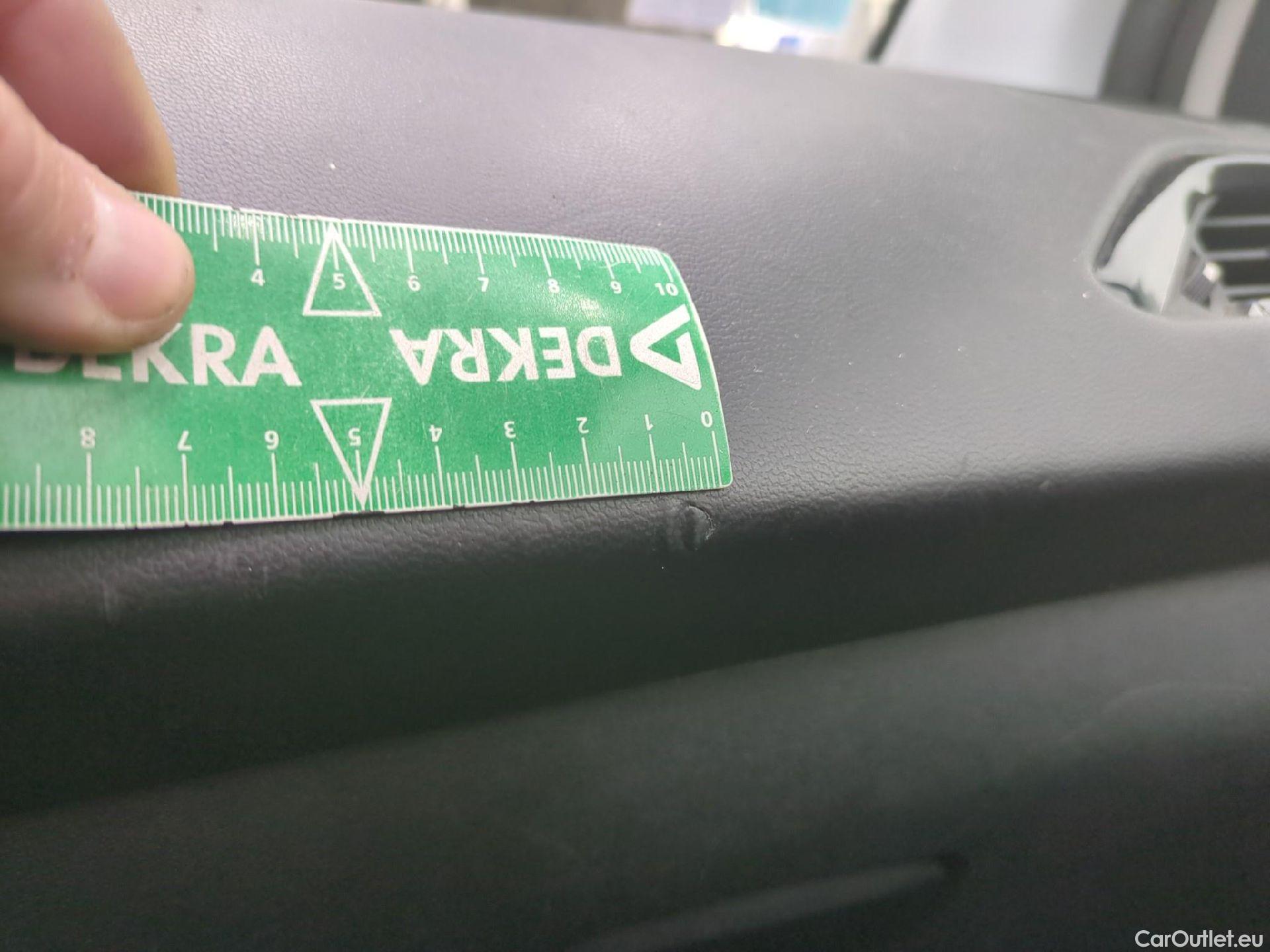  Peugeot  208 PEUGEOT  Affaire VU 5p Berline BlueHDi 100 ¤6.c S&S PREMIUM PACK #3