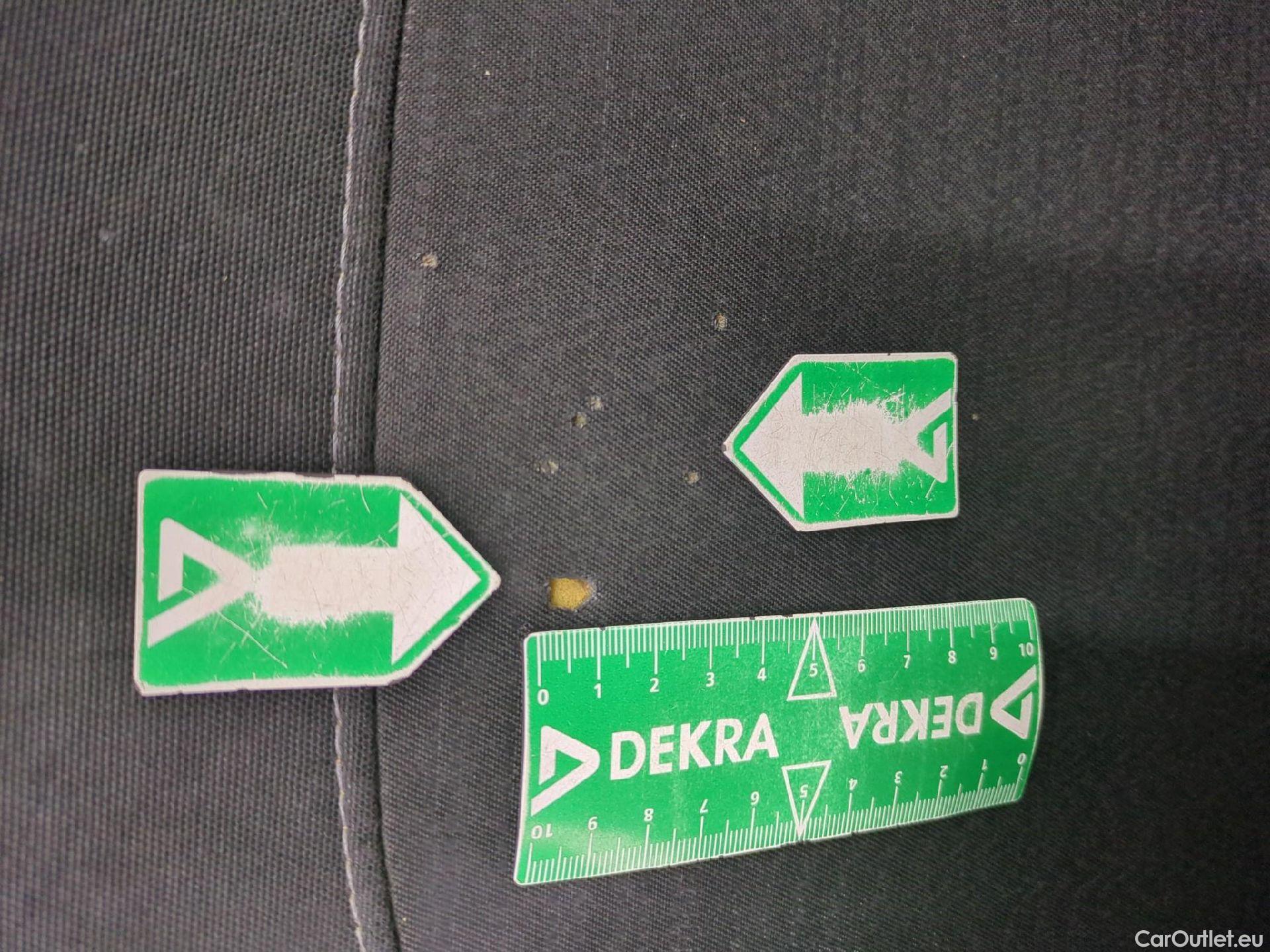  Peugeot  208 PEUGEOT  Affaire VU 5p Berline BlueHDi 100 ¤6.c S&S PREMIUM PACK #1