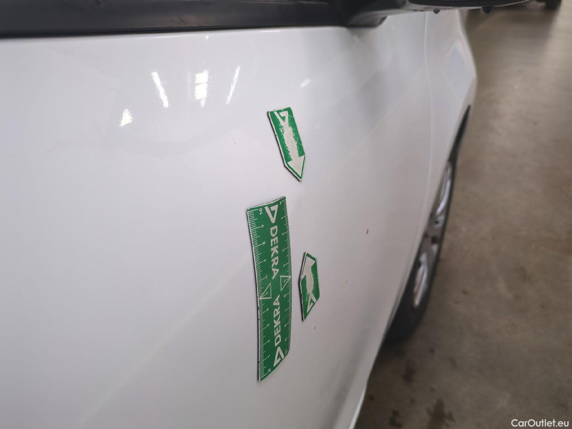  Peugeot  208 PEUGEOT  Affaire VU 5p Berline BlueHDi 100 ¤6.c S&S PREMIUM PACK #36