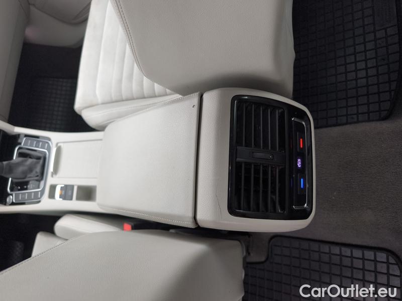  Volkswagen  Passat  Variant (CB5) (2019) Pas.Var.2.0TDI 140 Elegance AT #18