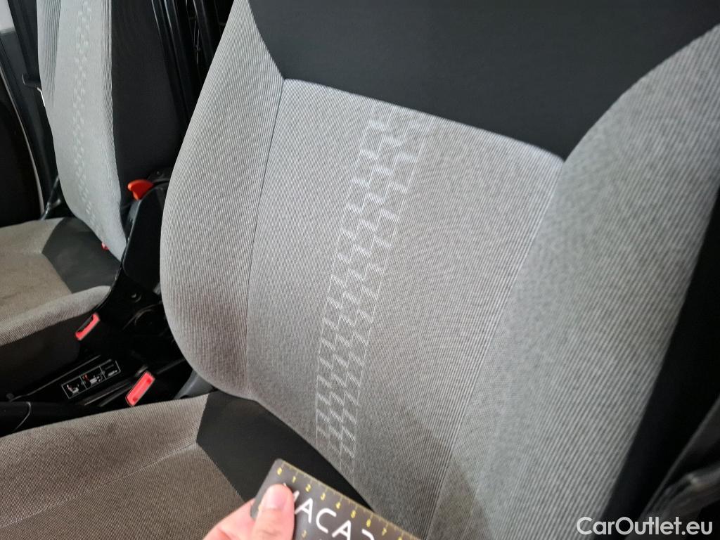  Fiat  Fiorino FIAT  / 2016 / 4P / Fourgonnette 1.3 Multijet 95 Pro Lounge #26