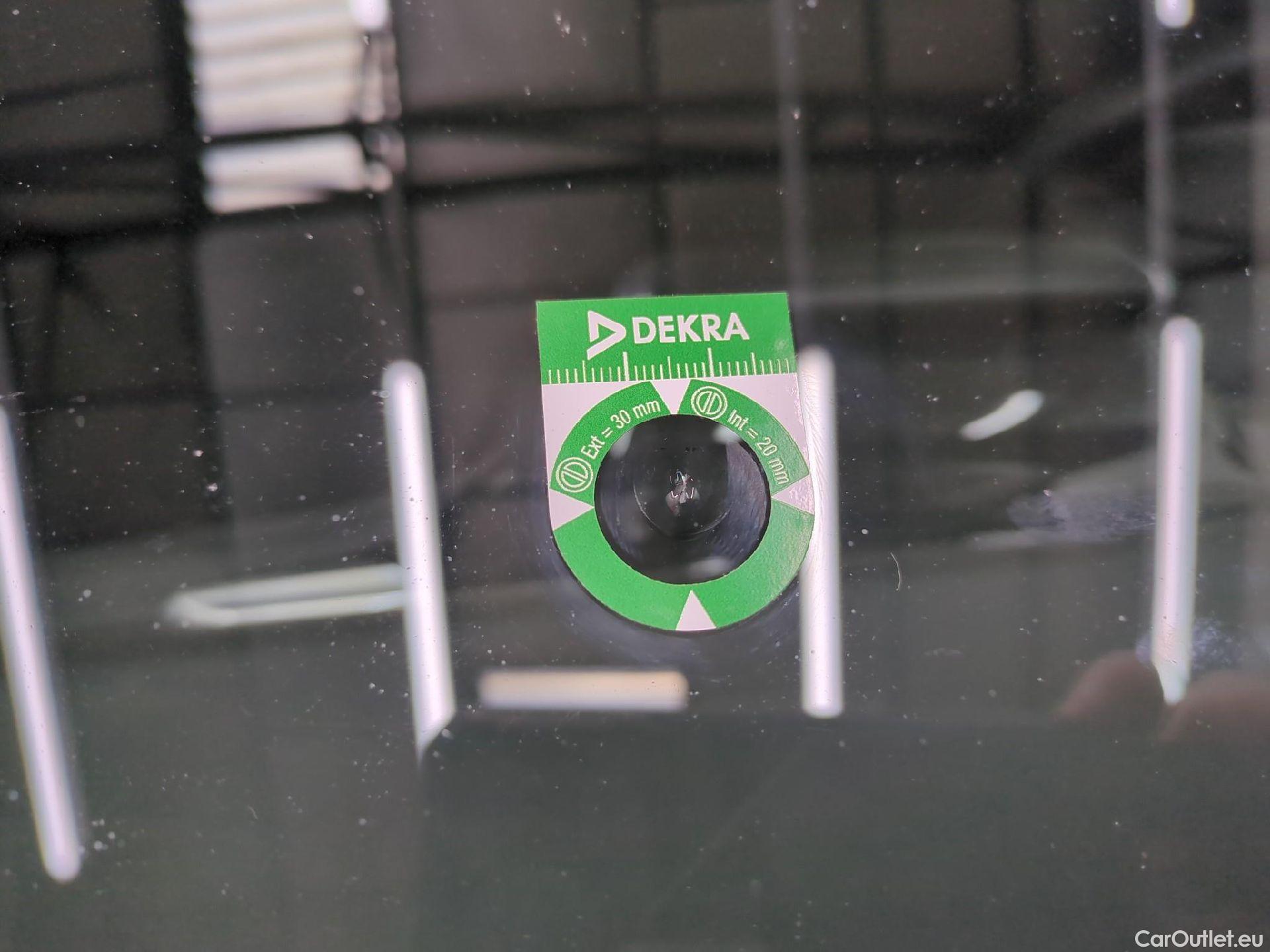  Peugeot  208 PEUGEOT  Affaire VU 5p Berline BlueHDi 100 ¤6.c S&S PREMIUM PACK #45