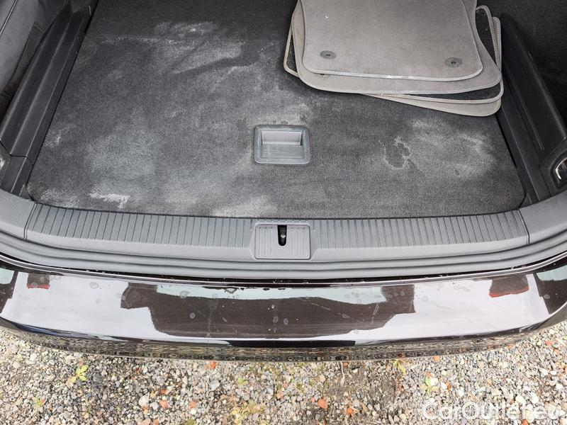  Volkswagen  Passat  Variant (CB5) (2019) Pas.Var.2.0TDI 140 Elegance AT #28