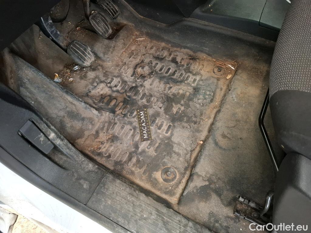  Citroen  Berlingo  Fourgon Club XL 950 1.5 BlueHDi 100CV BVM5 E6dT #23