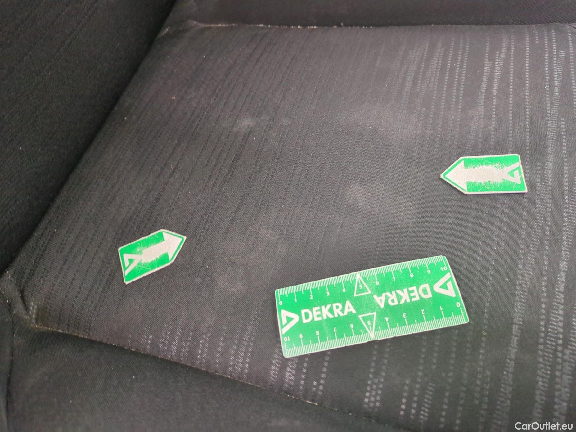  Peugeot  208 PEUGEOT  Affaire VU 5p Berline BlueHDi 100 ¤6.c S&S PREMIUM PACK #53