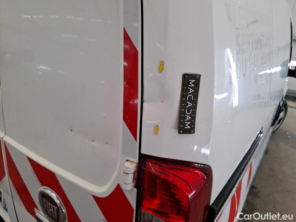  Fiat  Fiorino FIAT  / 2016 / 4P / Fourgonnette 1.3 Multijet 95 Pro Lounge #4