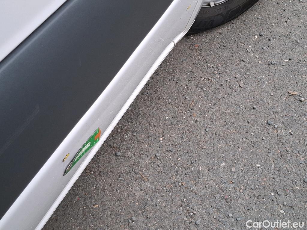  Mercedes  Sprinter MERCEDES-BENZ  / 2018 / 4P / Fourgon tôlé 317 FG 37 3,5t PRO Prop Léger #2