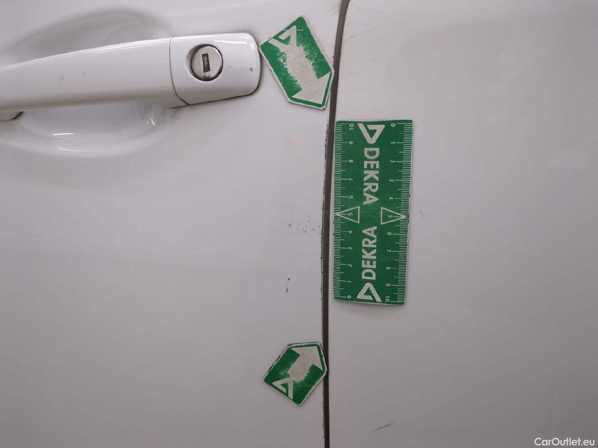  Peugeot  208 PEUGEOT  Affaire VU 5p Berline BlueHDi 100 ¤6.c S&S PREMIUM PACK #18