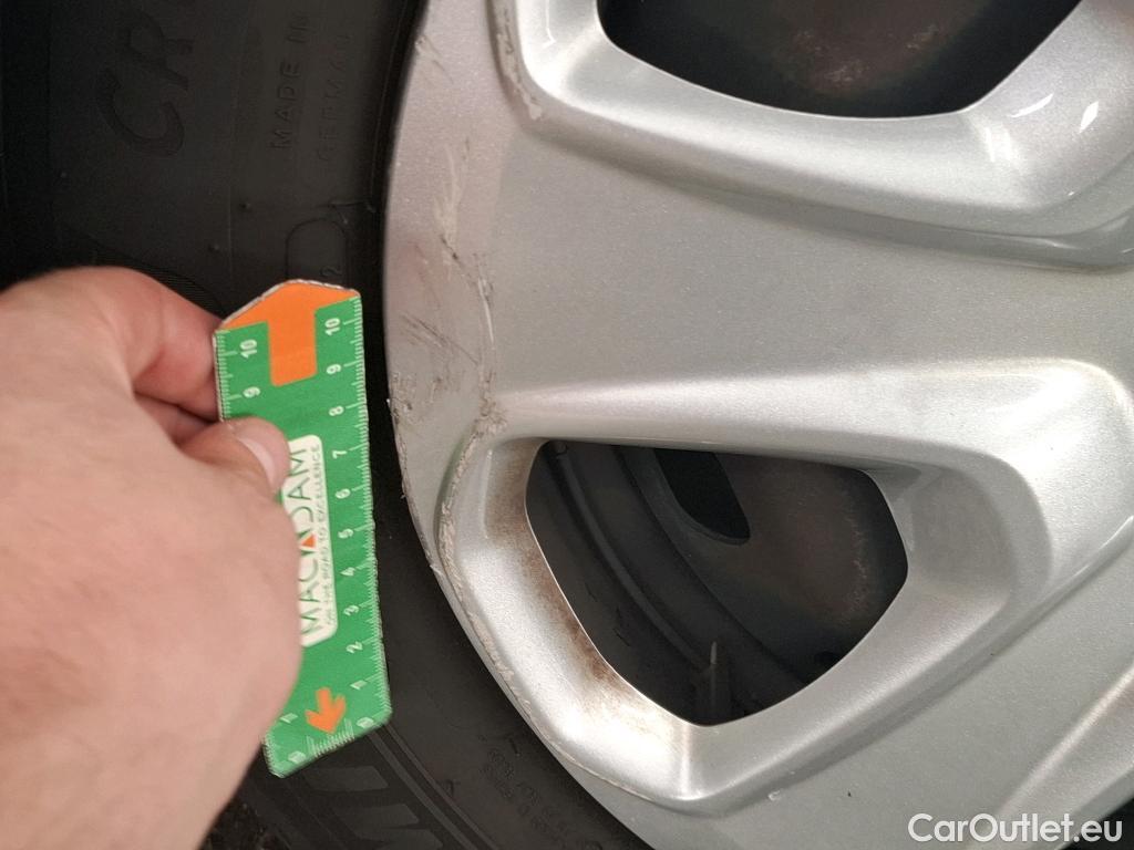  Ford  Transit  Courier Trend 1.5 #18