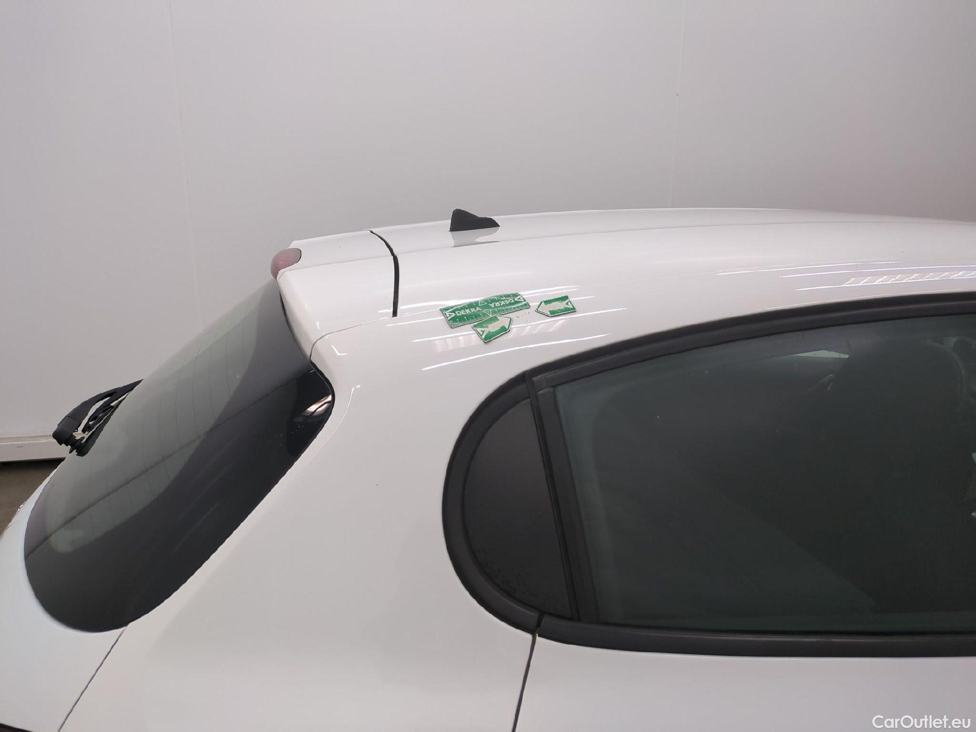  Peugeot  208 PEUGEOT  Affaire VU 5p Berline BlueHDi 100 ¤6.c S&S PREMIUM PACK #27