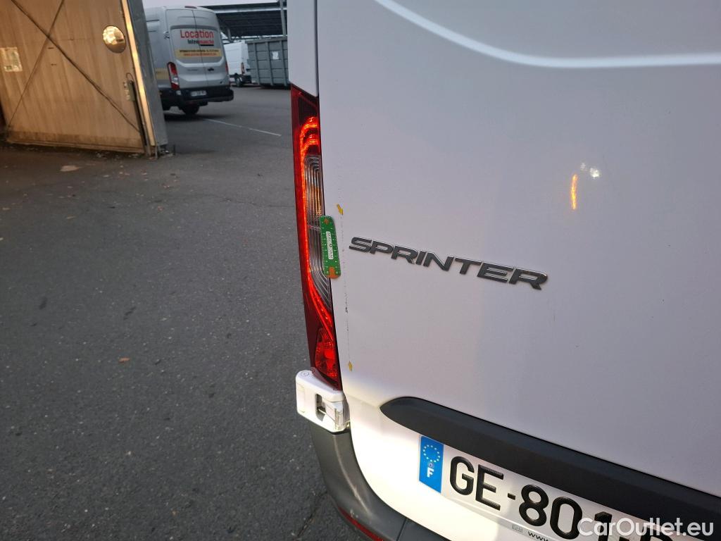  Mercedes  Sprinter MERCEDES-BENZ  / 2018 / 4P / Fourgon tôlé 317 FG 37 3,5t PRO Prop Léger #7