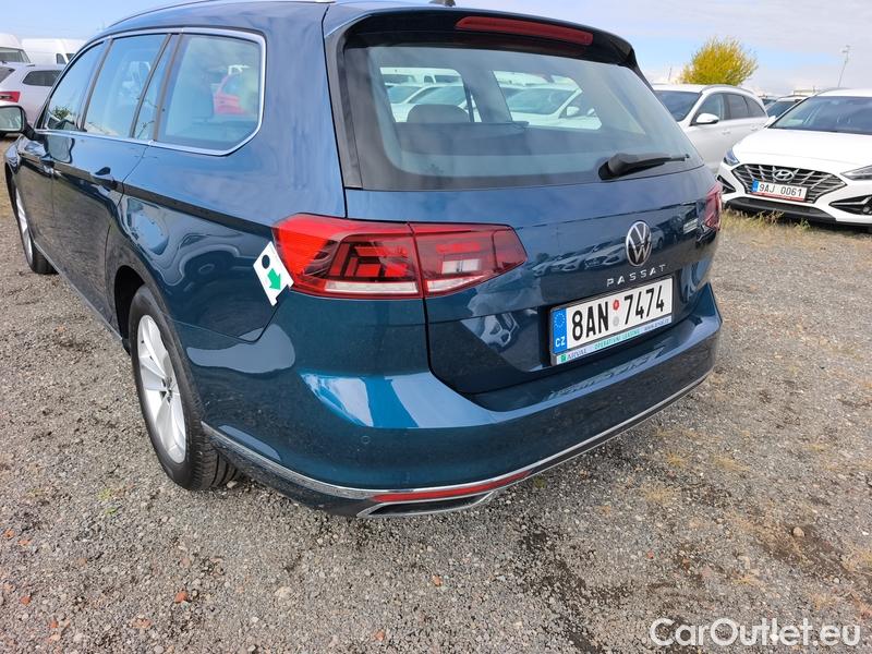  Volkswagen  Passat  Variant (CB5) (2019) Pas.Var.2.0TDI 110 Elegance AT #13