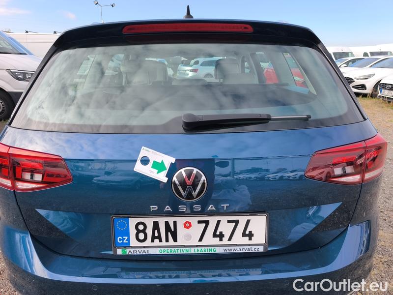  Volkswagen  Passat  Variant (CB5) (2019) Pas.Var.2.0TDI 110 Elegance AT #15