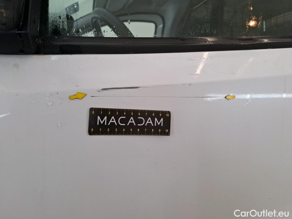  Fiat  Fiorino FIAT  / 2016 / 4P / Fourgonnette 1.3 Multijet 95 Pro Lounge #10