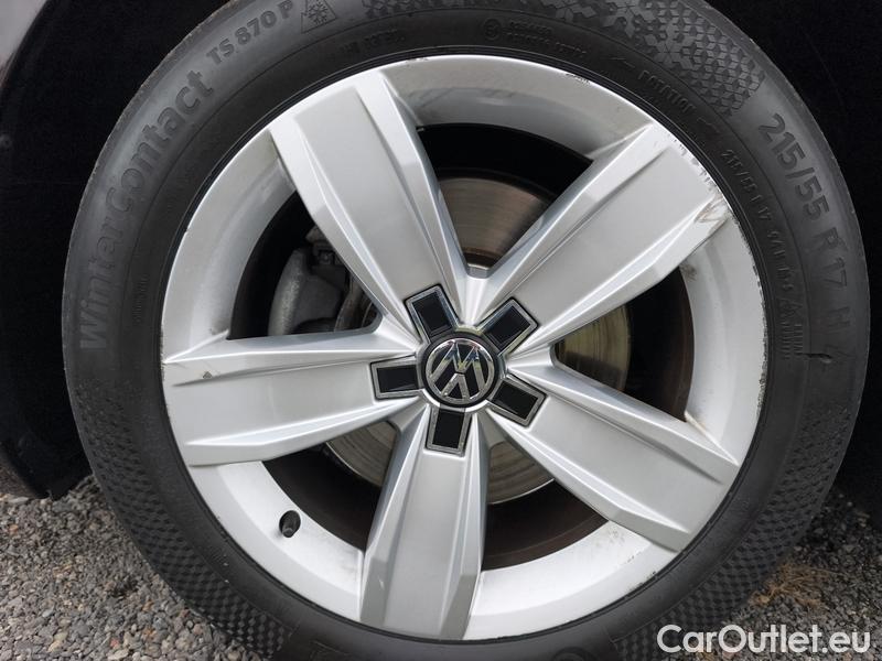  Volkswagen  Passat  Variant (CB5) (2019) Pas.Var.2.0TDI 140 Elegance AT #3