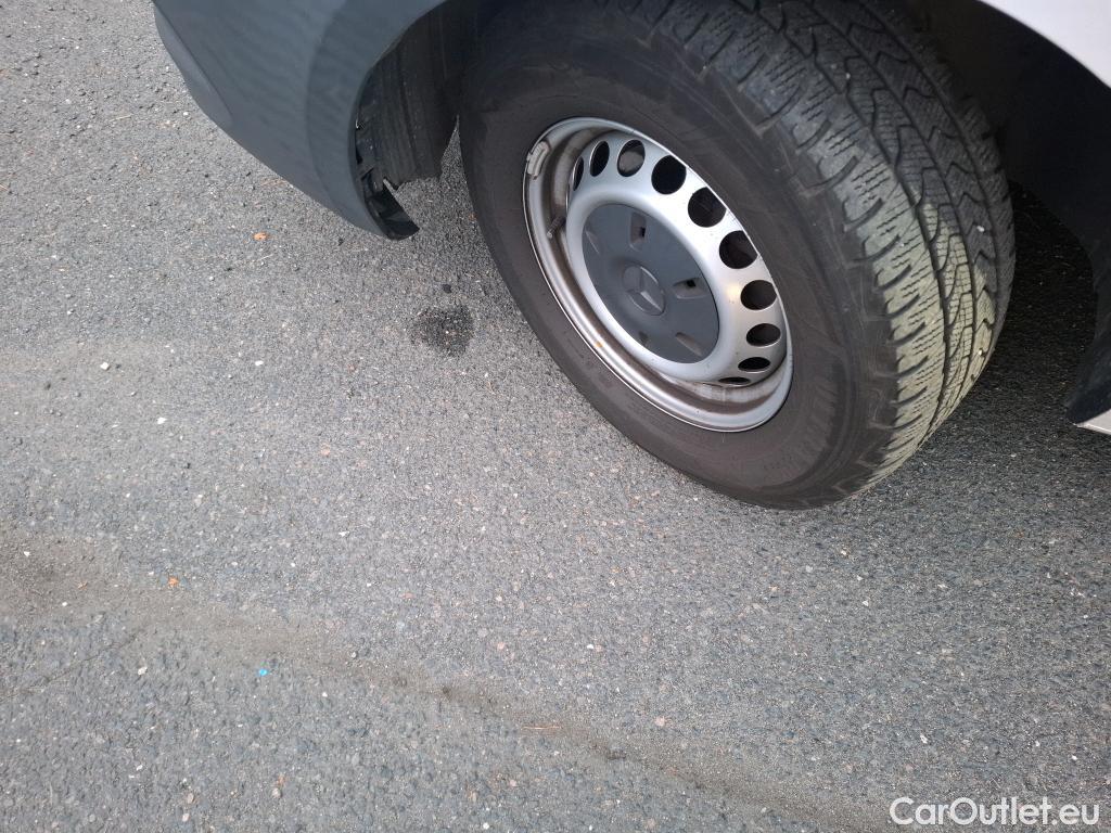  Mercedes  Sprinter MERCEDES-BENZ  / 2018 / 4P / Fourgon tôlé 317 FG 37 3,5t PRO Prop Léger #25