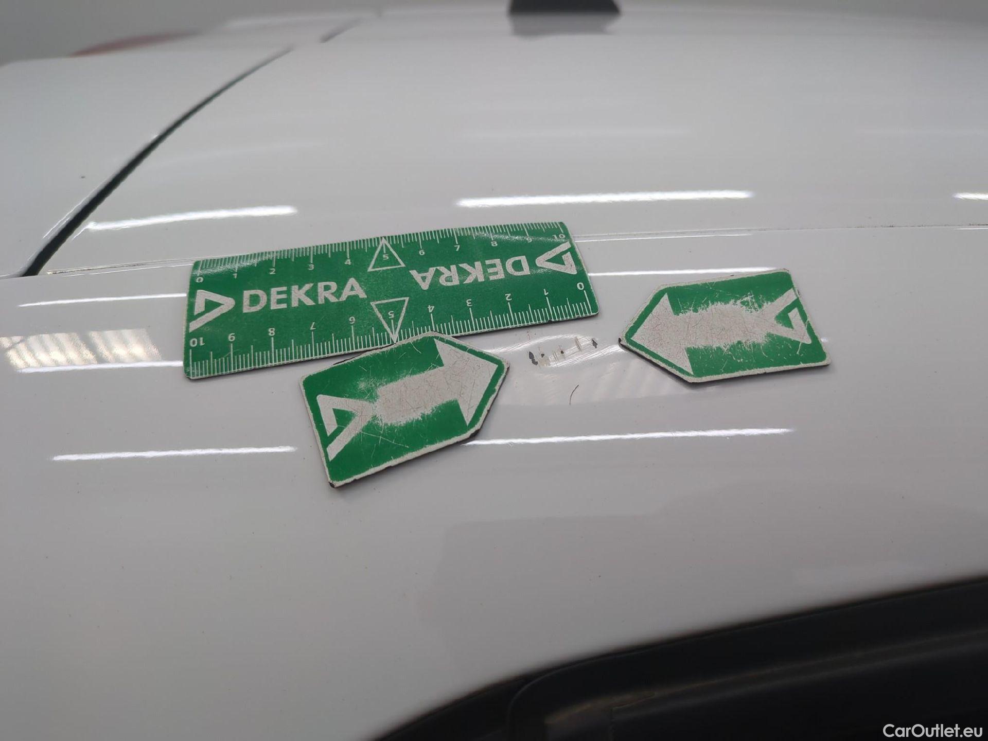  Peugeot  208 PEUGEOT  Affaire VU 5p Berline BlueHDi 100 ¤6.c S&S PREMIUM PACK #26