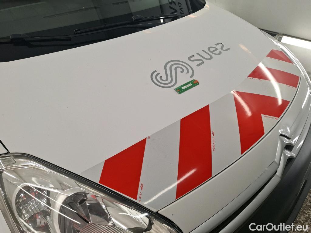  Citroen  Berlingo CITROEN  VU 3p Fourgonnette BlueHDi 100 BVM Club M #4