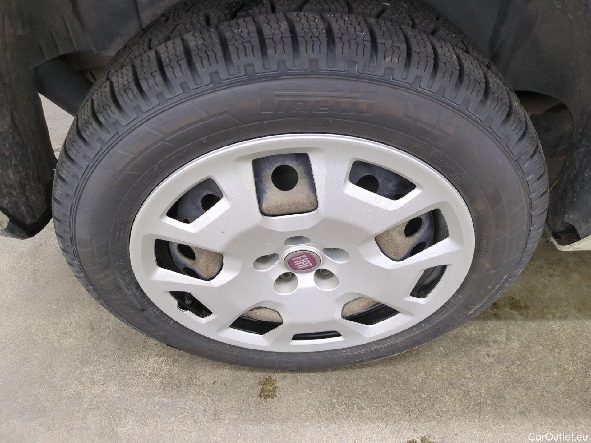  Fiat  Doblo FIAT Doblò Cargo VU 4p Fourgonnette Maxi 1.4 GNV Tjet 120 Pack Pro. #13