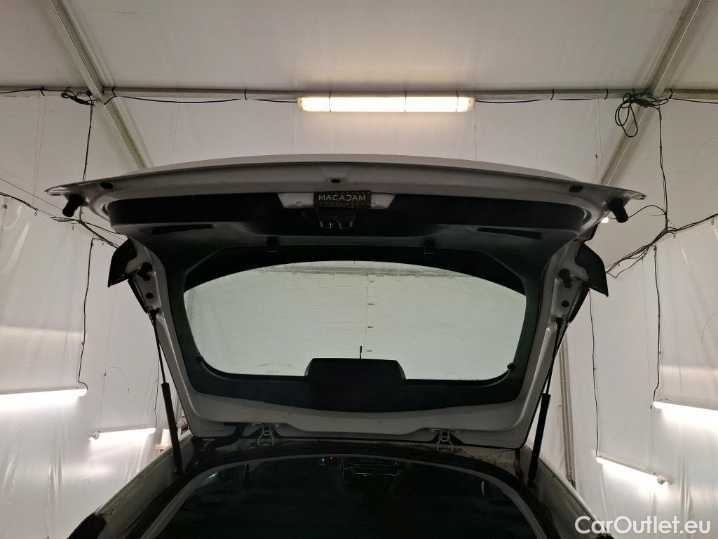  Citroen  C4  Berline Feel Nav Business R 1.5 BlueHDI 110CV BVM6 E6d #17