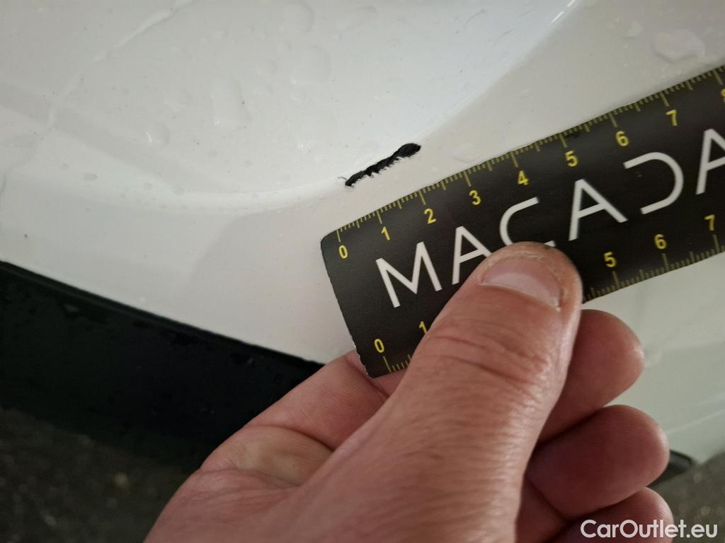  Citroen  C4  Berline Feel Nav Business R 1.5 BlueHDI 110CV BVM6 E6d #26