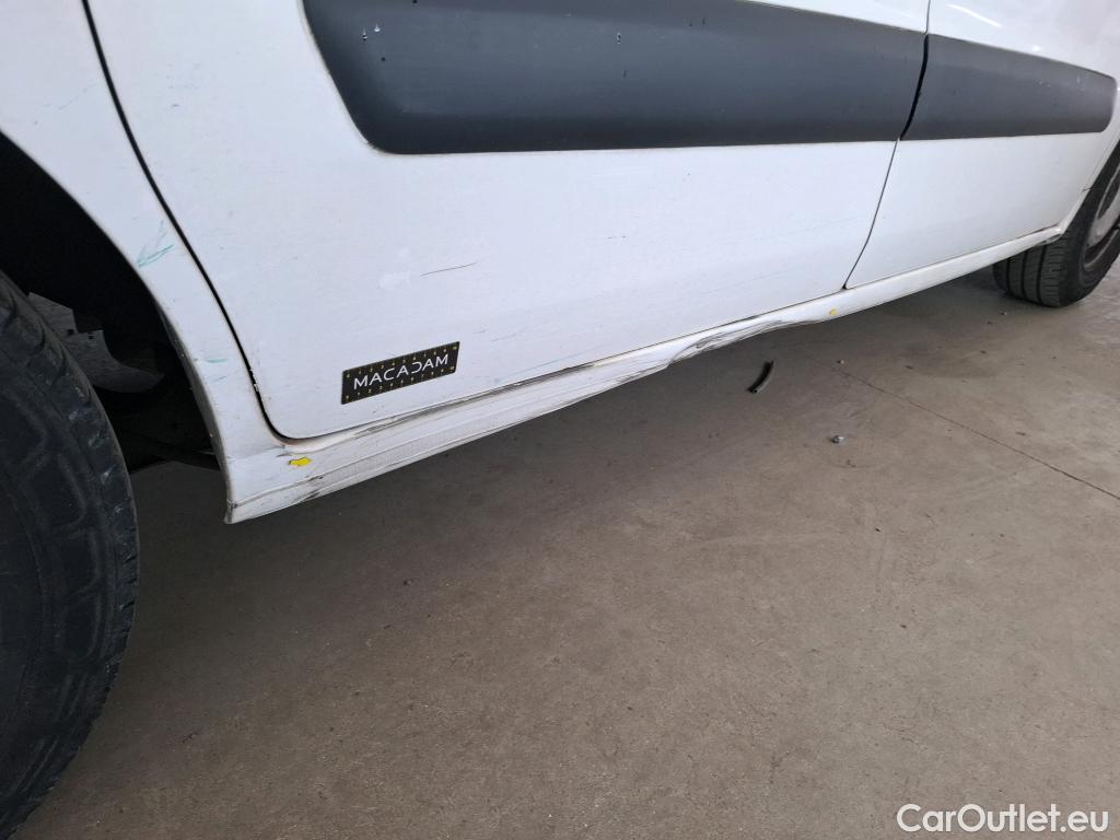  Citroen  Berlingo  Fourgon Club L2 (Long) 1.6 BlueHDi 100CV BVM5 E6 #1