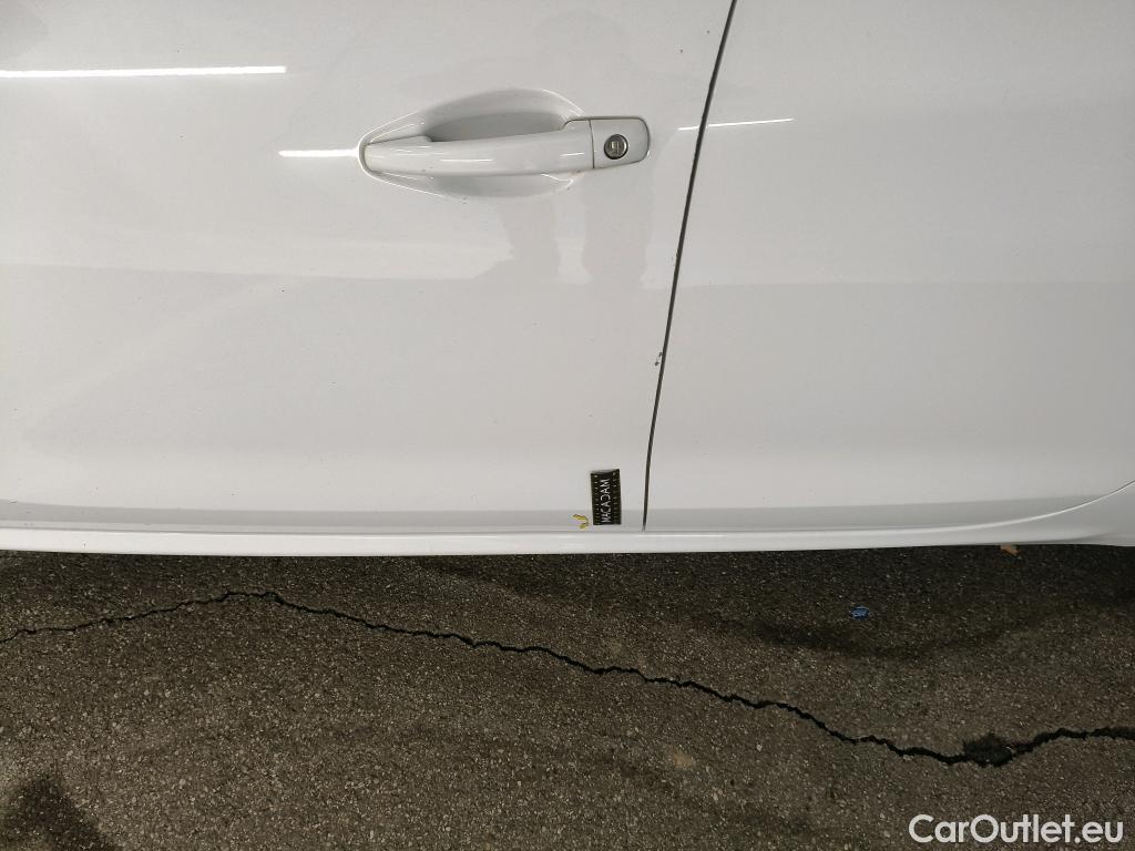  Peugeot  208  Affaire Premium Pack 1.6 HDi 75CV BVM5 E6 #4