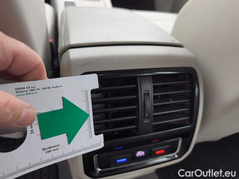  Volkswagen  Passat  Variant (CB5) (2019) Pas.Var.2.0TDI 140 Elegance AT #19