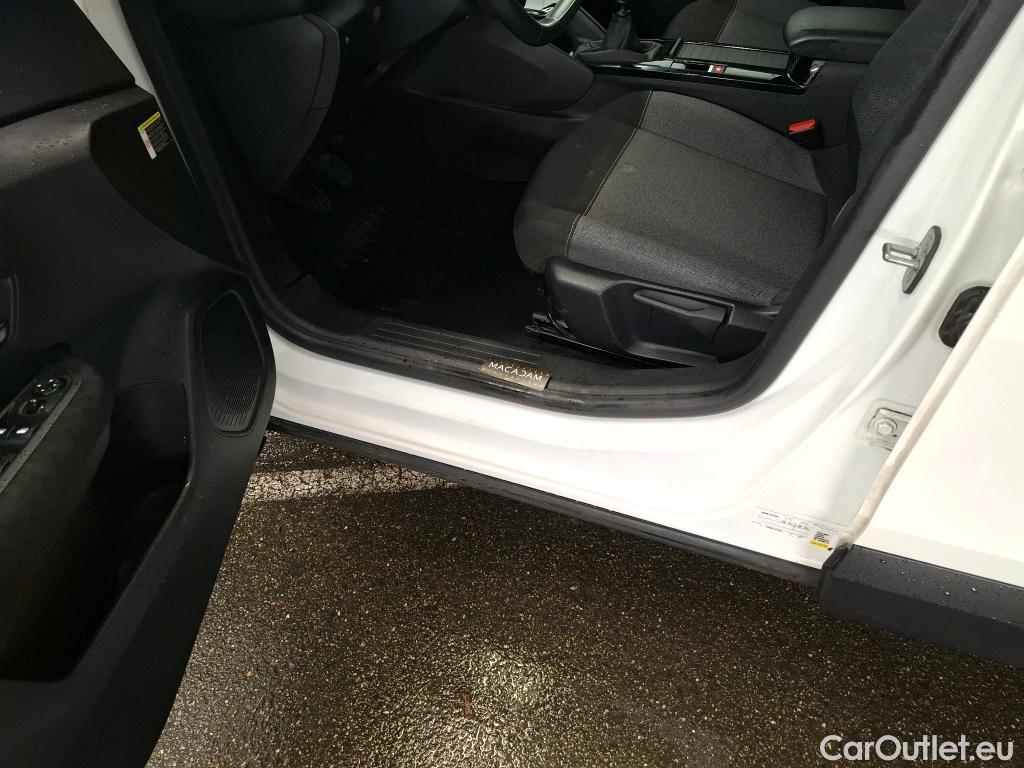  Citroen  C4  Berline Feel Nav Business R 1.5 BlueHDI 110CV BVM6 E6d #8