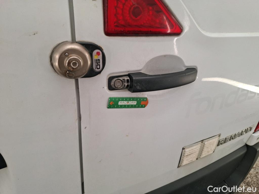  Renault  Master RENAULT  / 2014 / 4P / Fourgon tôlé &FG GCf Trac F3300 L1H1 dCi 110 Euro6 #22