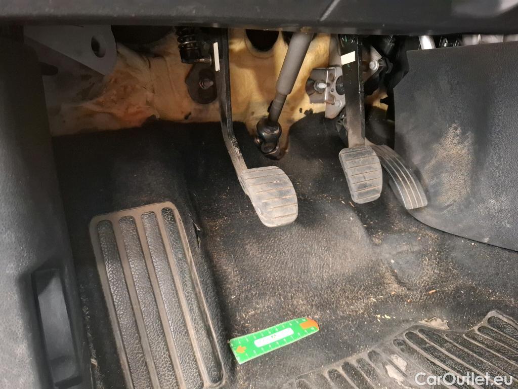  Renault  Clio  IV Air 1.5 dCi 75CV BVM5 E6 #23